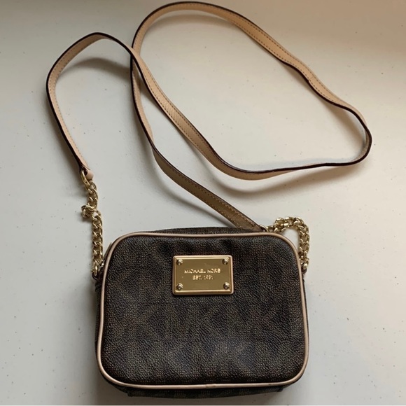 Michael Kors Mini Crossbody Bag - Picture 1 of 12